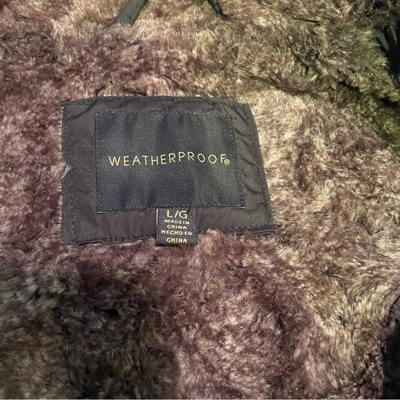 Weatherproof quilted and faux fur lined vest - large - Picture 6 of 8